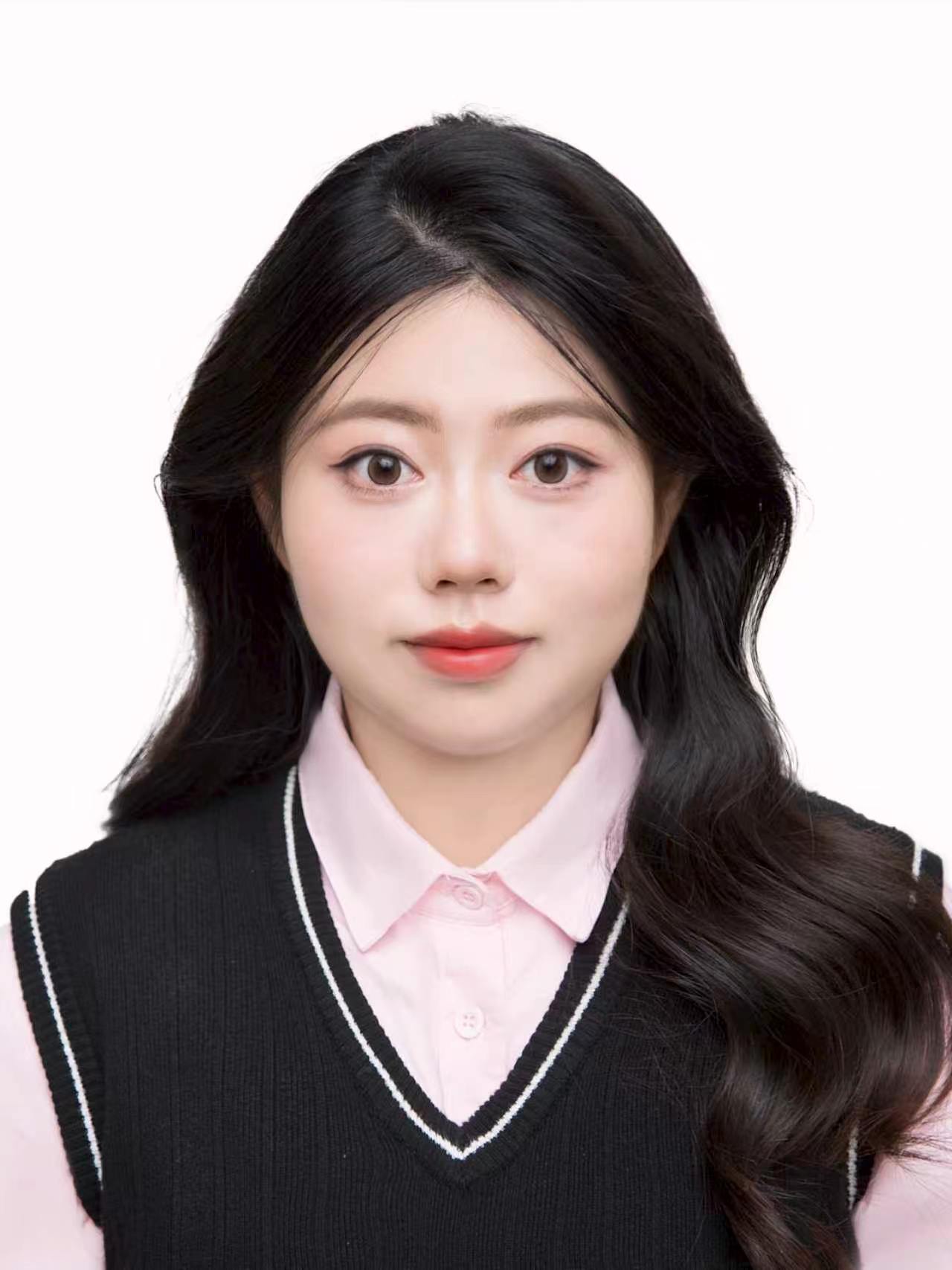 Xinyan Lu